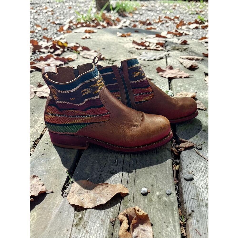 Womens Teysha Brown Leather Ankle Boots with Multicolor Woven Panel 9.5/10